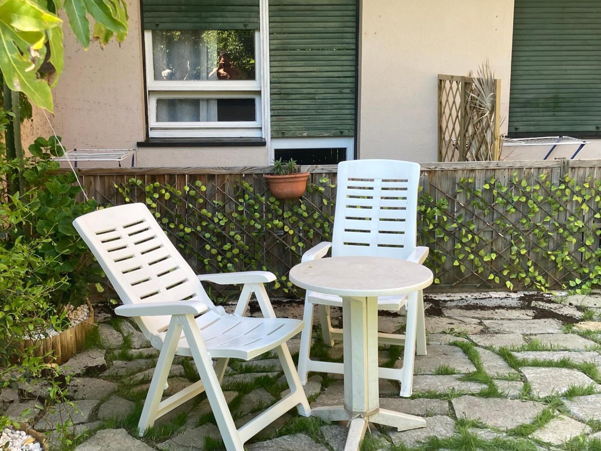 Guest House Berzefi Берджеджи Екстериор снимка