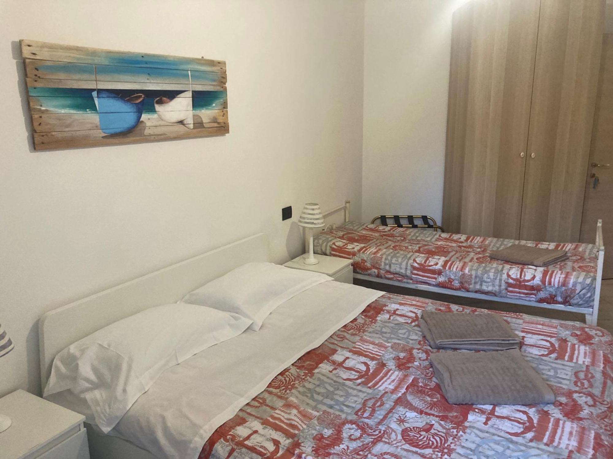 Guest House Berzefi Берджеджи Екстериор снимка