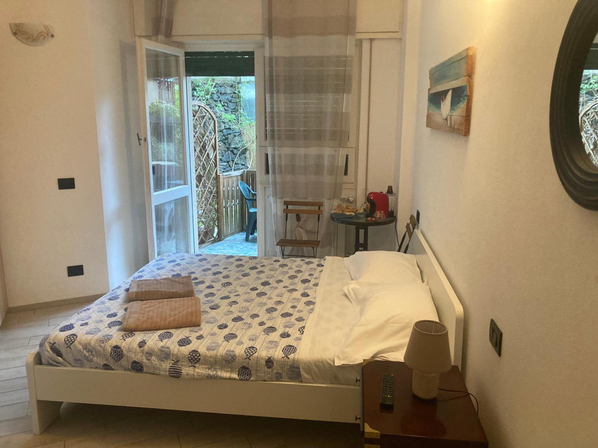 Guest House Berzefi Берджеджи Екстериор снимка