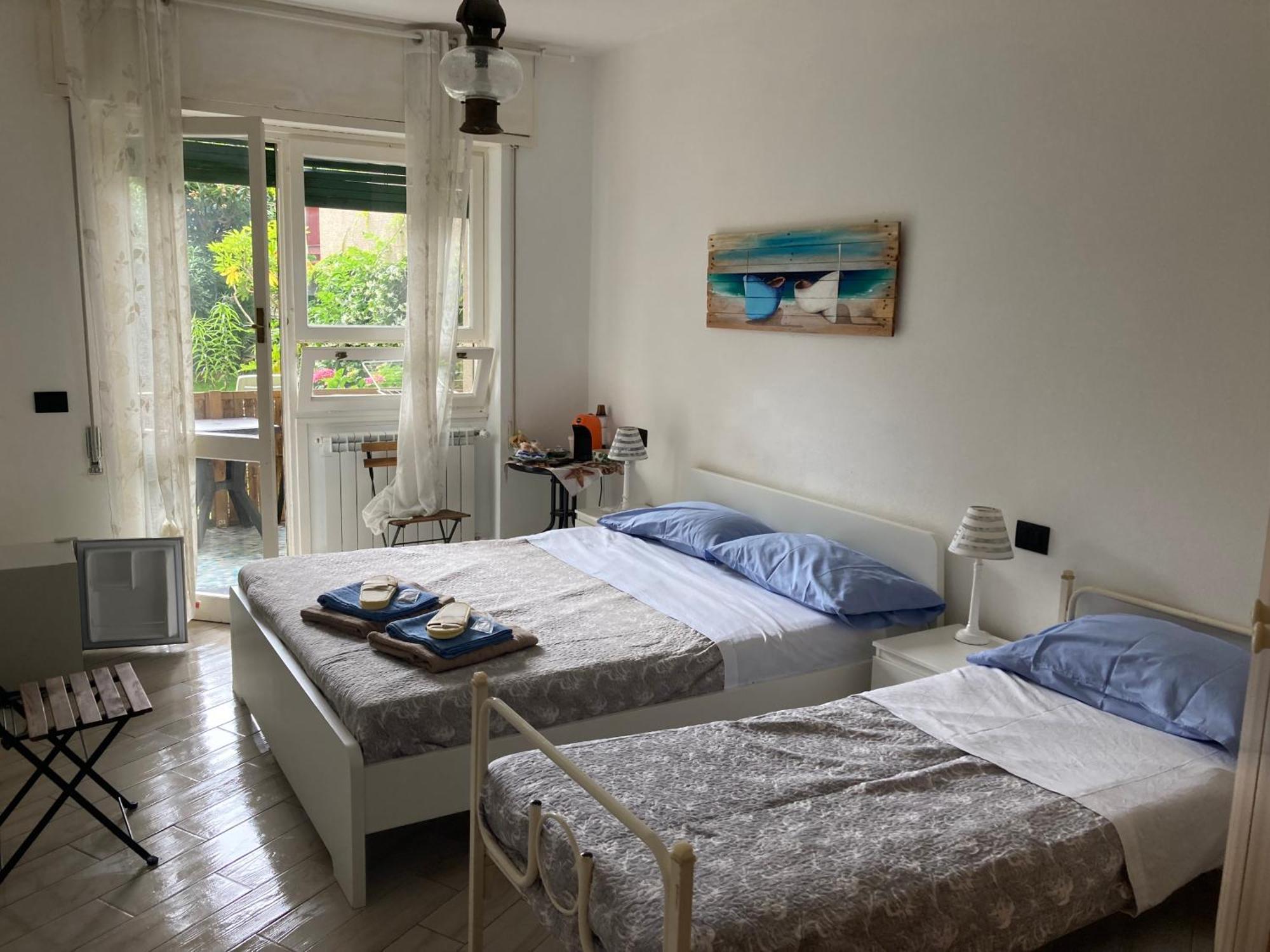 Guest House Berzefi Берджеджи Екстериор снимка